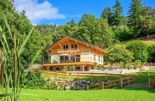 Bitschwiller-les-Thann Maison | CHALET Neuf 10 personnes avec spa et piscine chauffée en pleine nature.