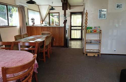 Lake Okareka Maison | Chalet près du lac - Lac Okareka pour 14 personnes