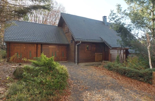 Picherande Chalet De Ski | Chalet on the edge of a forest - Garden & terraces - Near Super-Besse