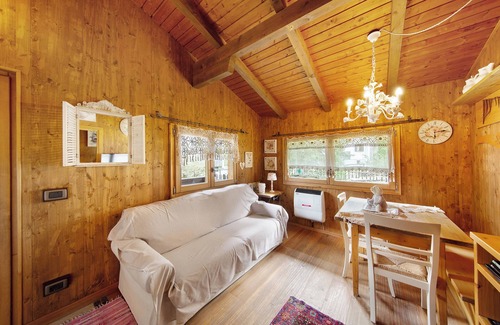 Forno di Zoldo Chalet De Ski | Chalet 'Orserose I Ciodi' avec vue sur la montagne, terrasse partagée et Wi-Fi