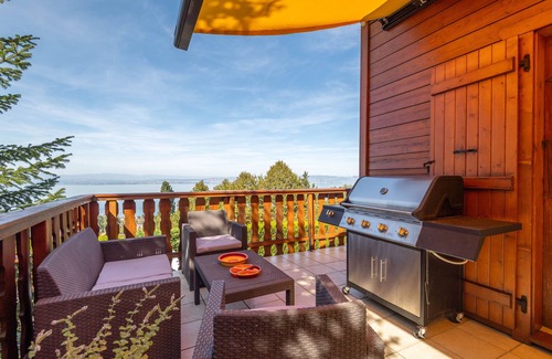 Evian-les-Bains Chalet De Ski | Chalet Panoramique Avec Sauna Avec vue sur le LAC Leman et Montagnes