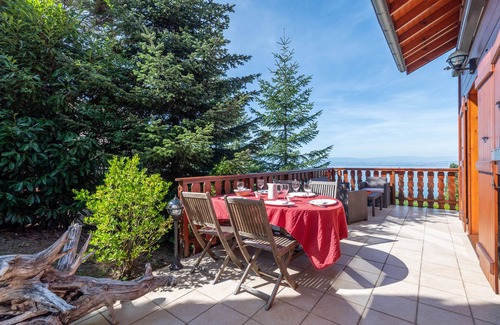 Evian-les-Bains Chalet De Ski | Chalet Panoramique Avec Sauna Avec vue sur le LAC Leman et Montagnes