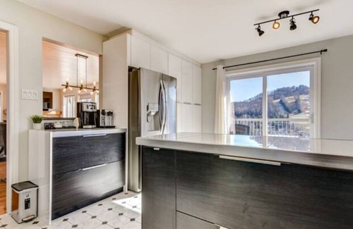 Saint-Sauveur Cabine | CHALET PANORAMIQUE MONT-HABITANT + NOUVEAUX DÉCOR!