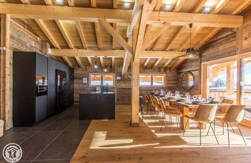 Le Praz de Lys Chalet De Ski | Chalet Panoramique 14 pers face au Mont Blanc au bord des pistes Sauna Jacuzzi
