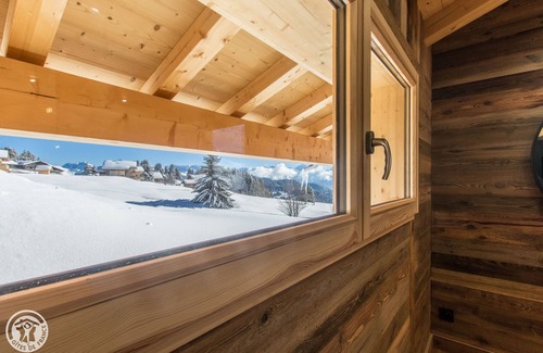 Le Praz de Lys Chalet De Ski | Chalet Panoramique 14 pers face au Mont Blanc au bord des pistes Sauna Jacuzzi