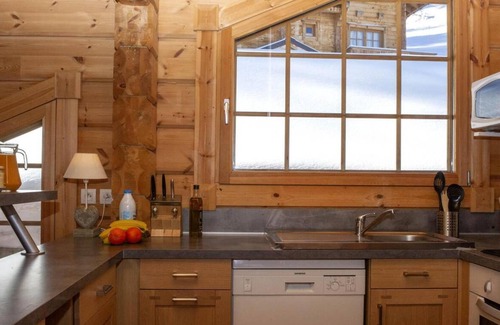 La Roche Chalet De Ski | Chalet, parking, télévision, casier à ski, 70-80m², La Plagne