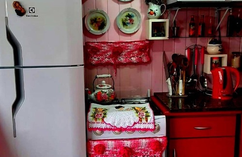 Carniel Chalet De Ski | Chalet pink charms