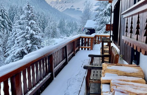Morgins Chalet De Ski | Chalet Poppy, Morgins