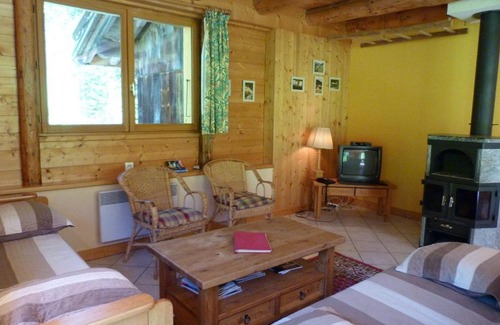 Beaufort Chalet De Ski | Chalet rénové, 8 personnes, 3 chambres - CH02