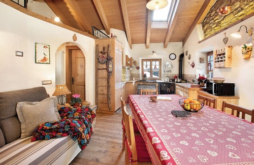 Valdisotto Chalet De Ski | Chalet "Ralon" with Mountain View & Garden