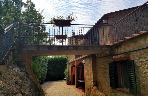Castelnuovo di Val di Cecina Chalet De Ski | Chalet Red Devil