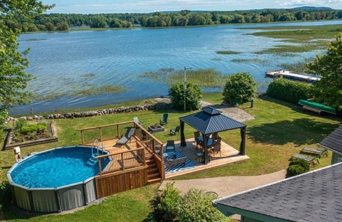 Saint-Andre-d'Argenteuil Chalet De Ski | Chalet River in Saint-Andre dArgenteuil - Canada