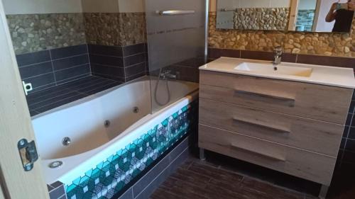 Castello de Rugat Maison | Chalet Rural con piscina