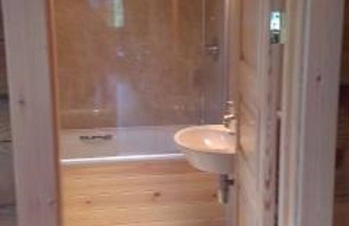Fort William Cabine | Chalet Rus. Cabane en rondins de luxe avec tout le confort de vos créatures.