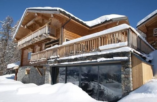 Plangagnant Chalet De Ski | Chalet, sauna, terrasse, cheminée ou poêle à bois, parking, télévision, casier à ski, 270m²