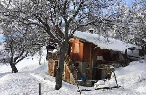 Jarrier Chalet De Ski | Chalet Savoyard