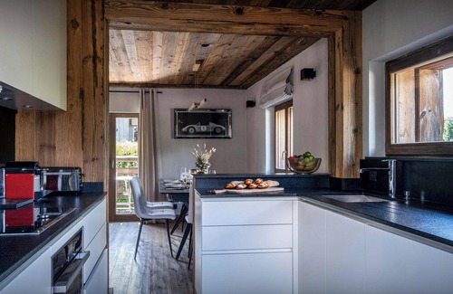 Megeve Chalet De Ski | Chalet Snow Love - Sauna and garden close to Megève's center - OVO Network