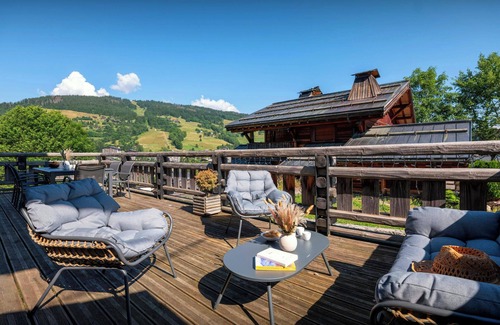 Megeve Chalet De Ski | Chalet Snow Love - Sauna and garden close to Megève's center - OVO Network