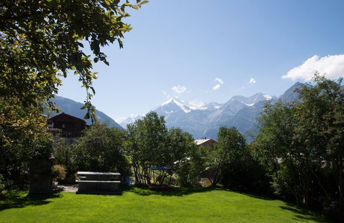 Graechen Appartement | Chalet Soldanella vacation apartment ground floor south west 4*S