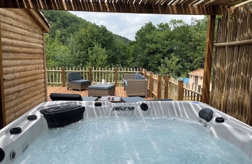 Chalabre Chalet De Ski | Chalet/Spa et lac privé