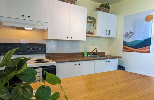 Cap-Saint-Ignace Chalet De Ski | Chalet / Studio #1 Bord de l'eau | Spa | Foyer | Wifi