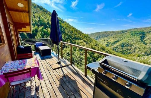Luceram Chalet De Ski | Chalet sur pilotis avec piscine privée