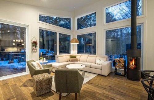 Lac Superieur Village Chalet De Ski | Chalet TERRE en harmonie avec la nature, Tremblant