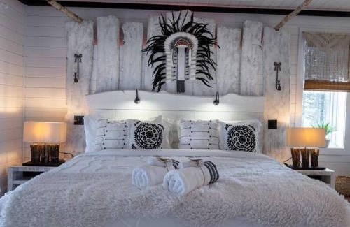 La Malbaie Chalet De Ski | Chalet TIPI, Chic Charme & Nature