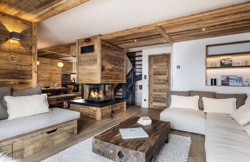 Plagne Soleil Chalet De Ski | Chalet Topaz sur les Pistes avec Neige Garantie