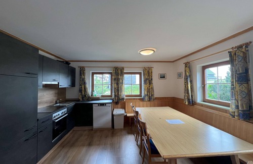 Ebensee Maison | Chalet Traunstein | Sauna | Kitchen | Mountain