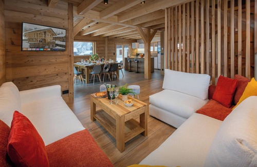 Le Chinaillon Chalet De Ski | Chalet Trusquin - séjour alpin 14p avec jacuzzi - OVO Network