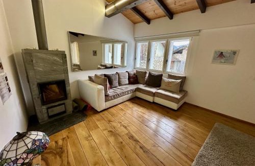 Chermignon Appartement | Chalet typique du Valais,Maison bio et bien-être!