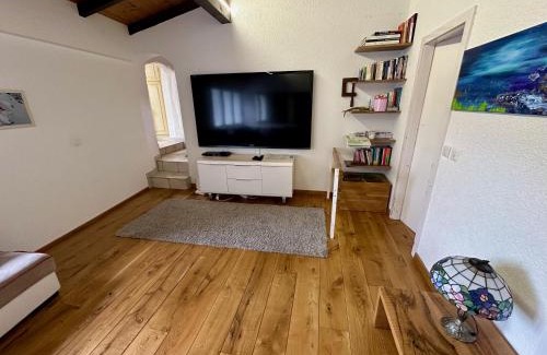 Chermignon Appartement | Chalet typique du Valais,Maison bio et bien-être!