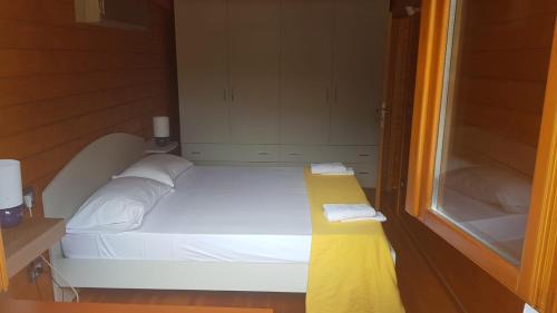 Capaccio-Paestum Chalet De Ski | Chalet vista Capri