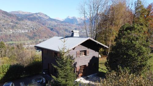 Morillon Chalet De Ski | Chalet, vue sur la vallée, Domaine skiable Grand Massif