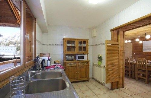 Les Deux Alpes Chalet De Ski | Chalet, wifi, 1.o piso, terraza, balcón, chimenea o estufa a leña, parking, tv, local para esquís