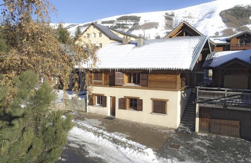 Les Deux Alpes Chalet De Ski | Chalet, wifi, 1.o piso, terraza, balcón, chimenea o estufa a leña, parking, tv, local para esquís