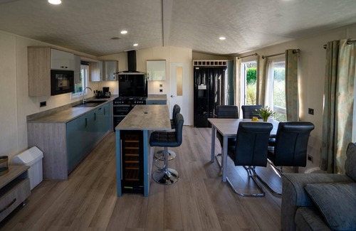 Municipality of Hellevoetsluis Maison | Chalet avec 2 chambres à coucher et lave-vaisselle