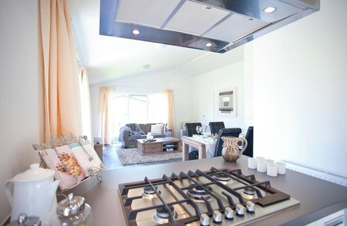 Velsen-Zuid Maison | Chalet with 2 bedrooms and a terrace
