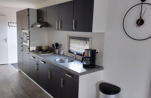 Velsen-Zuid Maison | Chalet with 2 bedrooms and a terrace