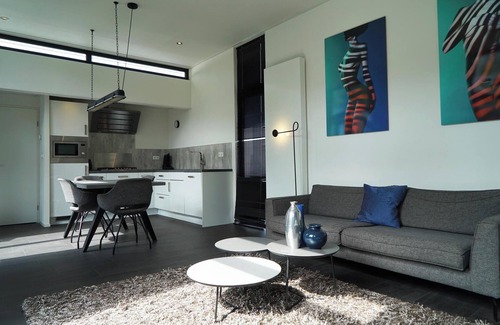 Halfweg Maison | Chalet with 2 bedrooms and a terrace