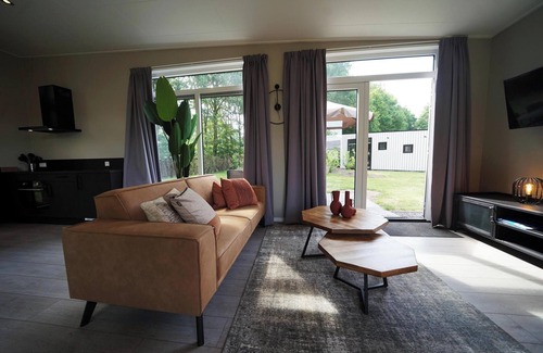 IJhorst Maison | Chalet with 2 bedrooms and a terrace