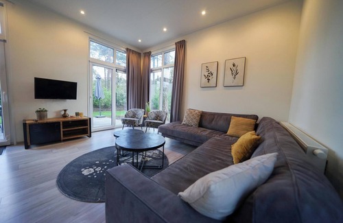 Otterlo Maison | Chalet with 2 bedrooms and a terrace