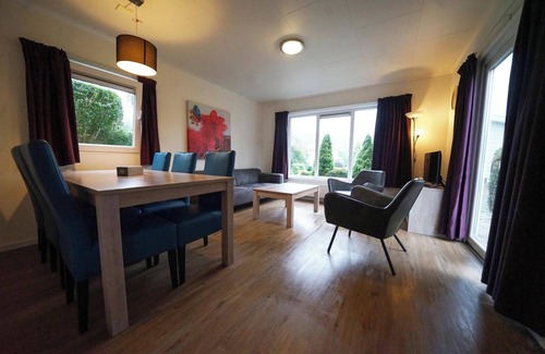 Velsen-Zuid Maison | Chalet with 3 bedrooms and a terrace