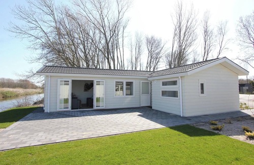Halfweg Maison | Chalet with 3 bedrooms and a terrace