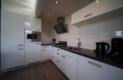Halfweg Maison | Chalet with 3 bedrooms and a terrace