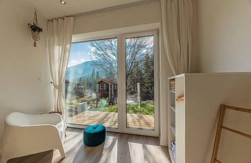 Zdiar Chalet De Ski | Chalet with 4 bedrooms, living room with home cinema, full kitchen next to creek