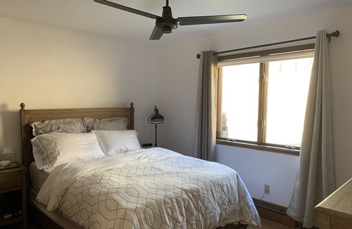 Cairo Maison | Chalet avec un étang et une piscine avec une vue spectaculaire sur les montagnes Catskill