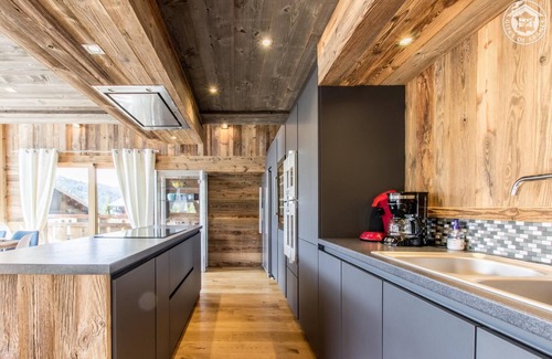 Les Gets Chalet De Ski | Chalet avec jaccuzi à 2 pas du centre et vue à 180° sur village et pistes