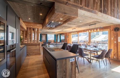 Les Gets Chalet De Ski | Chalet avec jaccuzi à 2 pas du centre et vue à 180° sur village et pistes